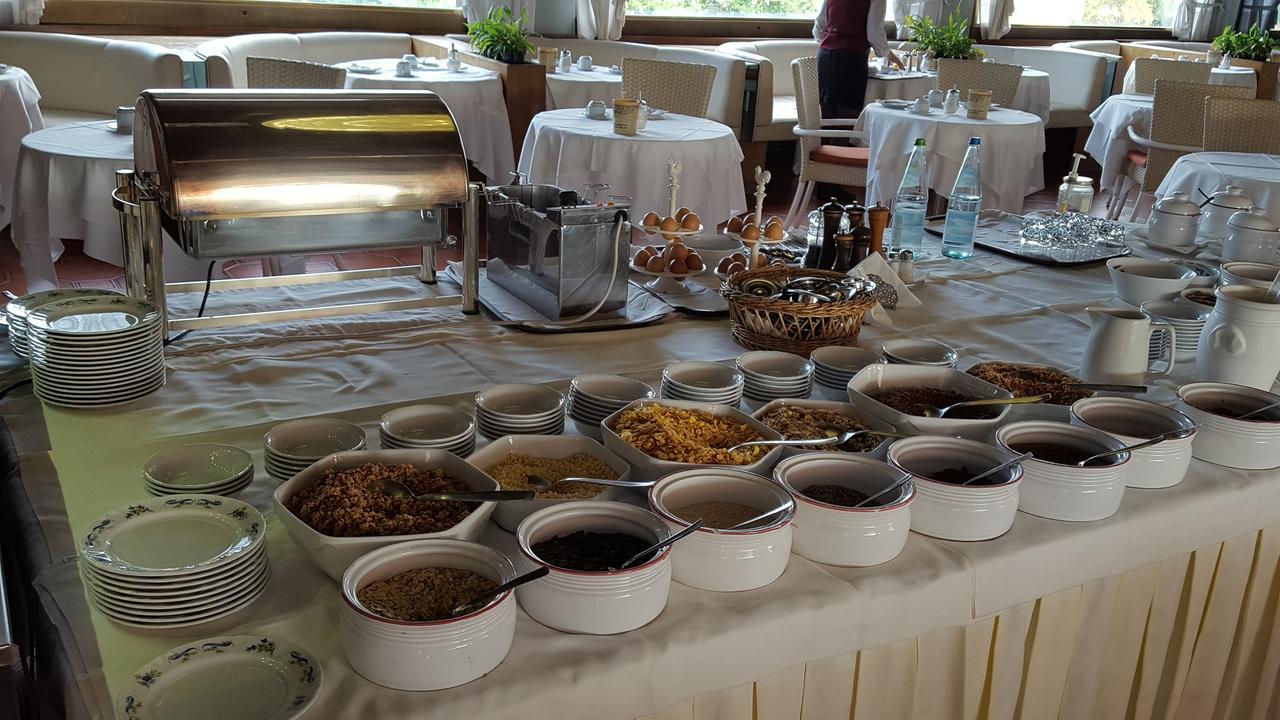 Hotel Sollievo مونتيجروتو تيرمي المظهر الخارجي الصورة